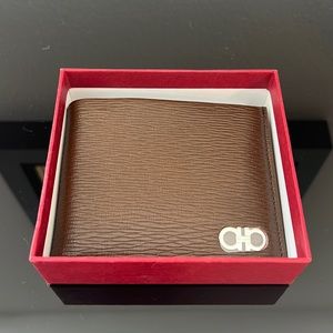 Men’s Ferragamo Wallet Brown